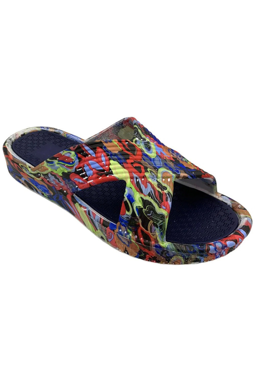 Muk Luks Women's Spa Day Slip-On Slide Sandal Graffiti -